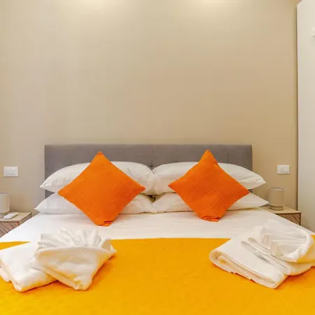 Lux Vaticana Apartment